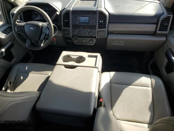 ✅ 2018 Ford F-250 XL • VIN: 1FT7X2B63JEB11766 • Lot: 85009805. Listed on Copart with 166,378 mi. Free auction sales archive from the USA and detailed vehicle history report at DreamBid. Image 8.