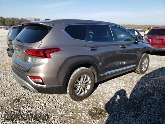 ✅ 2019 Hyundai Santa Fe SE • VIN: 5NMS23AD7KH005608 • Lot: 67924812. Wystawiony na Copart z przebiegiem 66 504 mil. Bezpłatny archiwum sprzedaży aukcyjnych z USA i szczegółowy raport historii pojazdu na DreamBid. Zdjęcie 3.