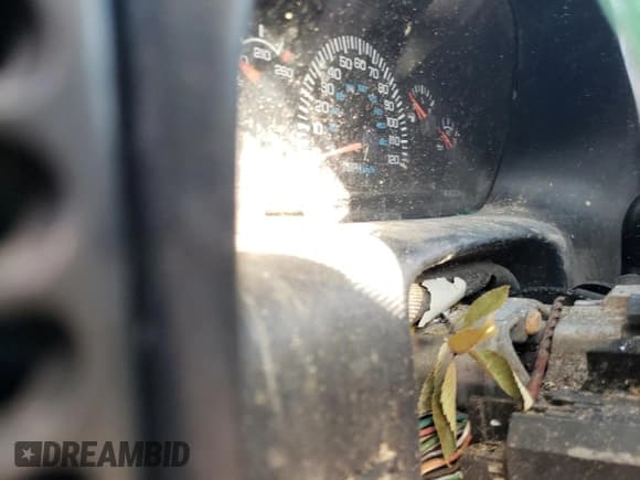 ✅ 2000 Dodge Cargo • VIN: 2B7JB21Y1YK120544 • Lot: 74261904. Listed on Copart with Not provided. Free auction sales archive from the USA and detailed vehicle history report at DreamBid. Image 9.