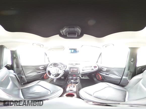 ✅ 2016 Jeep Renegade Trailhawk • VIN: ZACCJBCT7GPD34820 • Lot: 92885355. Listed on Copart with 117,351 mi. Free auction sales archive from the USA and detailed vehicle history report at DreamBid. Image 15.