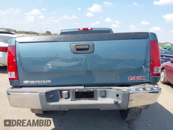 ✅ 2008 GMC Sierra 1500 Work Truck • VIN: 1GTEC14X38Z162223 • Лот: 43357313. Опубликован ранее на IAAI с пробегом Не указан. Бесплатный доступ к архиву аукционных продаж из США и подробный отчёт об истории автомобиля на DreamBid. Изображение 16.