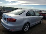 ✅ 2013 Volkswagen Jetta Hybrid SE • VIN: 3VW637AJ3DM299484 • Лот: 43634725. Опубликован ранее на Copart с пробегом 64 805 миль. Бесплатный доступ к архиву аукционных продаж из США и подробный отчёт об истории автомобиля на DreamBid. Изображение 3.