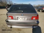 ✅ 1999 BMW 5 Series 528i • VIN: WBADP6334XBV60122 • Лот: 44493325. Опубликован ранее на Copart с пробегом 218 746 миль. Бесплатный доступ к архиву аукционных продаж из США и подробный отчёт об истории автомобиля на DreamBid. Изображение 6.