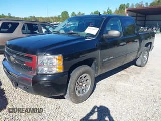✅ 2011 Chevrolet Silverado 1500 LS • VIN: 3GCPKREA9BG167468 • Lot: 43600413. Listed on IAAI with 171,246 mi. Free auction sales archive from the USA and detailed vehicle history report at DreamBid. Image 2.