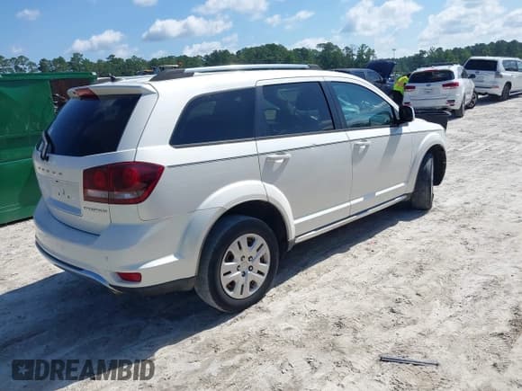 ✅ 2016 Dodge Journey Crossroad • VIN: 3C4PDCGG0GT174249 • Лот: 42545510. Опубликован ранее на IAAI с пробегом 187 261 миль. Бесплатный доступ к архиву аукционных продаж из США и подробный отчёт об истории автомобиля на DreamBid. Изображение 4.