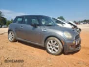 ✅ 2010 MINI Hardtop S • VIN: WMWMF7C59ATW88691 • Лот: 83971475. Опубликован ранее на Copart с пробегом 121 051 миль. Бесплатный доступ к архиву аукционных продаж из США и подробный отчёт об истории автомобиля на DreamBid. Изображение 4.