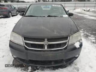 ✅ 2010 Dodge Avenger R/T • VIN: 1B3CC5FB0AN173002 • Лот: 87709395. Опубликован ранее на Copart с пробегом 179 066 миль. Бесплатный доступ к архиву аукционных продаж из США и подробный отчёт об истории автомобиля на DreamBid. Изображение 5.