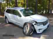 2020 Jeep Grand Cherokee Altitude z VIN 1C4RJEAG4LC244539, wystawiony jako IAAI lot #43291266 z przebiegiem 73 378 mil mil oraz . Historia ofert i sprzedaży dostępna na DreamBid. Obrazek 1.