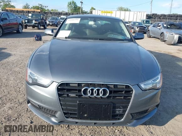 ✅ 2014 Audi A5 Premium • VIN: WAUCFAFR4EA073989 • Лот: 43106916. Опубликован ранее на IAAI с пробегом 98 734 миль. Бесплатный доступ к архиву аукционных продаж из США и подробный отчёт об истории автомобиля на DreamBid. Изображение 6.