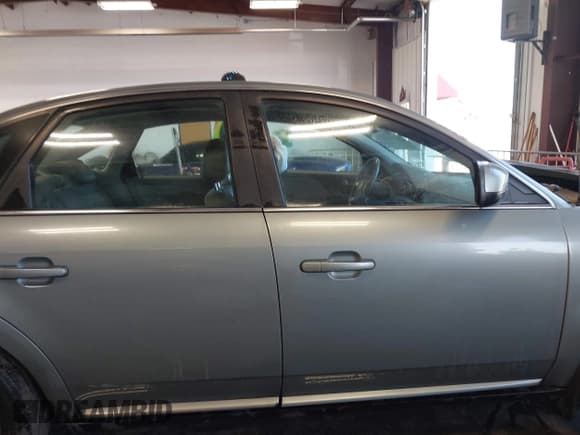 ✅ 2007 Mercury Montego Premier • VIN: 1MEHM43117G612002 • Лот: 42497905. Опубликован ранее на IAAI с пробегом 127 451 миль. Бесплатный доступ к архиву аукционных продаж из США и подробный отчёт об истории автомобиля на DreamBid. Изображение 13.