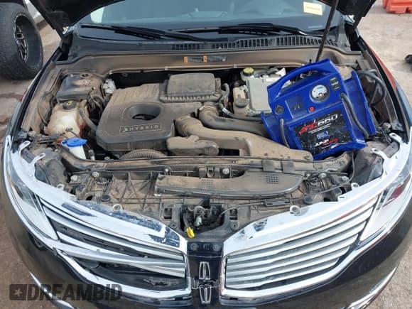 ✅ 2015 Lincoln MKZ Hybrid • VIN: 3LN6L2LU1FR623403 • Lot: 43597880. Wystawiony na IAAI z przebiegiem 89 585 mil. Bezpłatny archiwum sprzedaży aukcyjnych z USA i szczegółowy raport historii pojazdu na DreamBid. Zdjęcie 10.