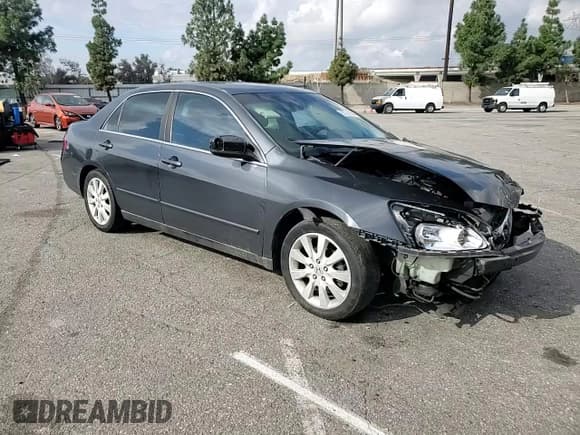 ✅ 2007 Honda Accord LX SE • VIN: 1HGCM66487A005712 • Lot: 93759585. Listed on Copart with 211,604 mi. Free auction sales archive from the USA and detailed vehicle history report at DreamBid. Image 13.
