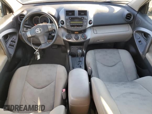 ✅ 2009 Toyota RAV4 • VIN: JTMBK33V79D001700 • Лот: 90083355. Опубликован ранее на Copart с пробегом 192 787 миль. Бесплатный доступ к архиву аукционных продаж из США и подробный отчёт об истории автомобиля на DreamBid. Изображение 8.