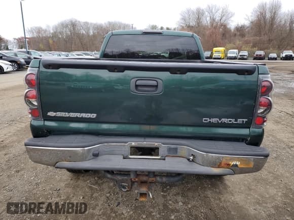 ✅ 2004 Chevrolet Silverado 1500 Z71 • VIN: 2GCEK19T841365815 • Лот: 92259205. Опубликован ранее на Copart с пробегом 179 627 миль. Бесплатный доступ к архиву аукционных продаж из США и подробный отчёт об истории автомобиля на DreamBid. Изображение 6.