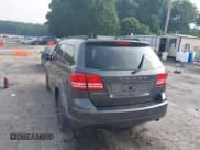 ✅ 2018 Dodge Journey SE • VIN: 3C4PDCAB8JT508144 • Lot: 43004779. Wystawiony na IAAI z przebiegiem 153 238 mil. Bezpłatny archiwum sprzedaży aukcyjnych z USA i szczegółowy raport historii pojazdu na DreamBid. Zdjęcie 3.