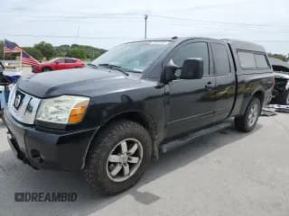 ✅ 2008 Nissan Titan XE • VIN: 1N6BA06C98N327533 • Lot: 70507605. Listed on Copart with 147,036 mi. Free auction sales archive from the USA and detailed vehicle history report at DreamBid. Image 1.
