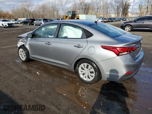 ✅ 2022 Hyundai Accent SE • VIN: 3KPC24A67NE183669 • Лот: 79798734. Опубликован ранее на Copart с пробегом 64 477 миль. Бесплатный доступ к архиву аукционных продаж из США и подробный отчёт об истории автомобиля на DreamBid. Изображение 2.