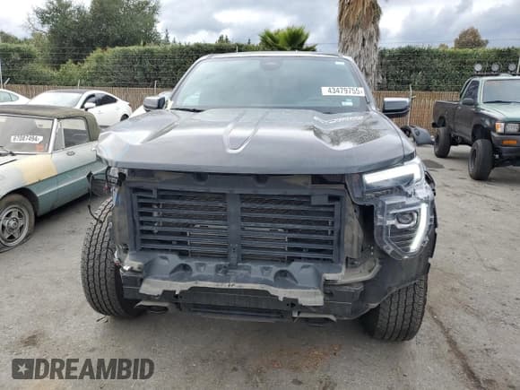 ✅ 2023 GMC Canyon 2WD Elevation • VIN: 1GTP5BEK8P1195517 • Лот: 43479755. Опубликован ранее на Copart с пробегом 21 633 миль. Бесплатный доступ к архиву аукционных продаж из США и подробный отчёт об истории автомобиля на DreamBid. Изображение 5.