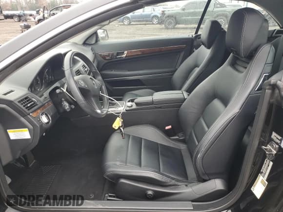 ✅ 2011 Mercedes-Benz E 550 • VIN: WDDKK7CF9BF056598 • Lot: 93899705. Listed on Copart with 31,463 mi. Free auction sales archive from the USA and detailed vehicle history report at DreamBid. Image 7.