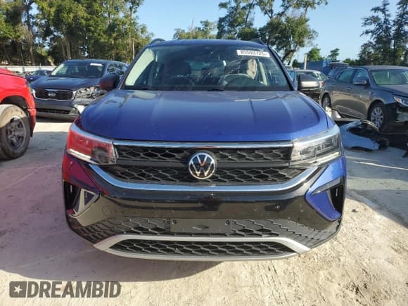 ✅ 2022 Volkswagen Taos S • VIN: 3VVMX7B29NM050082 • Лот: 85593725. Опубликован ранее на Copart с пробегом 27 661 миль. Бесплатный доступ к архиву аукционных продаж из США и подробный отчёт об истории автомобиля на DreamBid. Изображение 5.