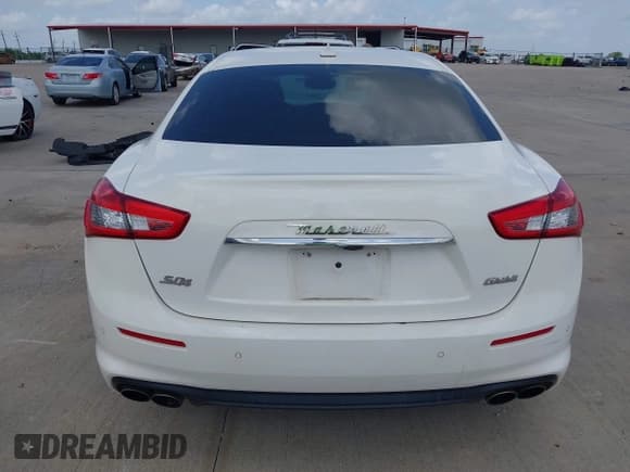 ✅ 2019 Maserati Ghibli S Q4 • VIN: ZAM57YTA2K1338433 • Lot: 42703155. Wystawiony na IAAI z przebiegiem 31 737 mil. Bezpłatny archiwum sprzedaży aukcyjnych z USA i szczegółowy raport historii pojazdu na DreamBid. Zdjęcie 16.