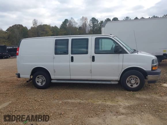 ✅ 2020 Chevrolet Express Cargo • VIN: 1GCWGAFG2L1202854 • Лот: 43662437. Опубликован ранее на IAAI с пробегом 54 426 миль. Бесплатный доступ к архиву аукционных продаж из США и подробный отчёт об истории автомобиля на DreamBid. Изображение 13.