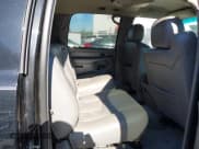 ✅ 2004 Chevrolet Suburban LT • VIN: 3GNFK16Z24G248825 • Lot: 41822128. Listed on IAAI with 188,860 mi. Free auction sales archive from the USA and detailed vehicle history report at DreamBid. Image 8.