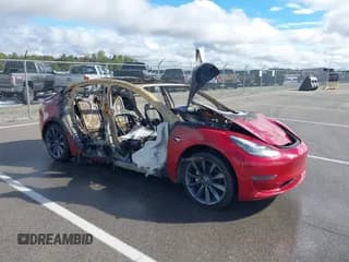✅ 2018 Tesla Model 3 Long Range Battery • VIN: 5YJ3E1EA8JF010462 • Lot: 43406594. Wystawiony na IAAI z przebiegiem Nie podano. Bezpłatny archiwum sprzedaży aukcyjnych z USA i szczegółowy raport historii pojazdu na DreamBid. Zdjęcie 1.