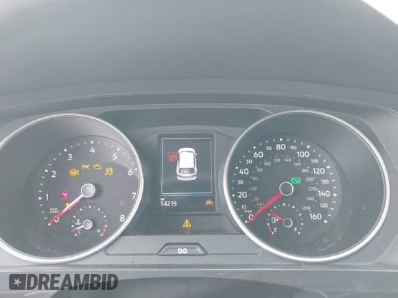 ✅ 2018 Volkswagen Tiguan SEL • VIN: 3VV3B7AX8JM094771 • Лот: 43419406. Опубликован ранее на IAAI с пробегом 54 219 миль. Бесплатный доступ к архиву аукционных продаж из США и подробный отчёт об истории автомобиля на DreamBid. Изображение 7.