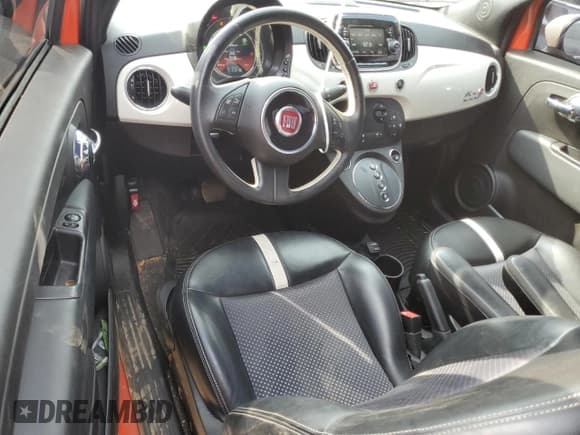 ✅ 2017 FIAT 500e • VIN: 3C3CFFGE7HT598252 • Lot: 66444084. Listed on Copart with 31,427 mi. Free auction sales archive from the USA and detailed vehicle history report at DreamBid. Image 8.