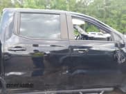 ✅ 2022 Chevrolet Silverado 1500 LT Trail Boss • VIN: 3GCUDFEDXNG527387 • Lot: 42269841. Wystawiony na IAAI z przebiegiem Nie podano. Bezpłatny archiwum sprzedaży aukcyjnych z USA i szczegółowy raport historii pojazdu na DreamBid. Zdjęcie 12.