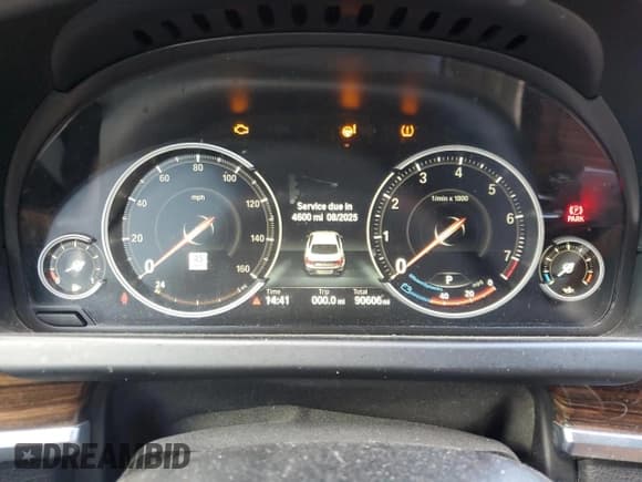 ✅ 2016 BMW 6 Series 640i • VIN: WBA6D0C51GG432486 • Lot: 88367695. Listed on Copart with 90,606 mi. Free auction sales archive from the USA and detailed vehicle history report at DreamBid. Image 9.