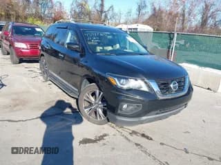 ✅ 2017 Nissan Pathfinder Platinum • VIN: 5N1DR2MM9HC609142 • Lot: 43781563. Wystawiony na IAAI z przebiegiem 235 772 mil. Bezpłatny archiwum sprzedaży aukcyjnych z USA i szczegółowy raport historii pojazdu na DreamBid. Zdjęcie 1.