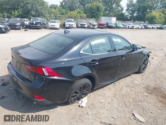 ✅ 2014 Lexus IS 250 • VIN: JTHCF1D26E5006813 • Lot: 43212357. Listed on IAAI with 204,270 mi. Free auction sales archive from the USA and detailed vehicle history report at DreamBid. Image 4.