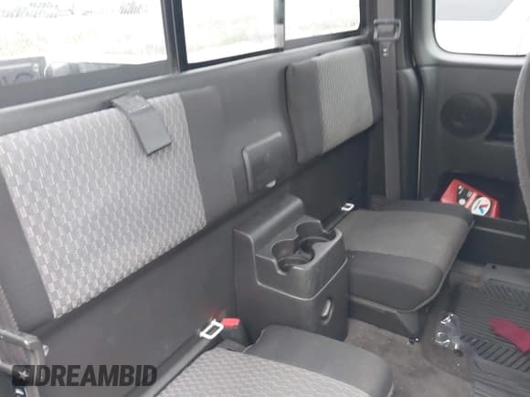 ✅ 2008 Chevrolet Colorado 2LT • VIN: 1GCDT49E888210759 • Lot: 42694076. Listed on IAAI with 229,481 mi. Free auction sales archive from the USA and detailed vehicle history report at DreamBid. Image 8.