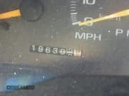 ✅ 1999 Chevrolet Suburban • VIN: 1GNFK16R7XJ373774 • Лот: 43547982. Опубликован ранее на IAAI с пробегом Не указан. Бесплатный доступ к архиву аукционных продаж из США и подробный отчёт об истории автомобиля на DreamBid. Изображение 15.