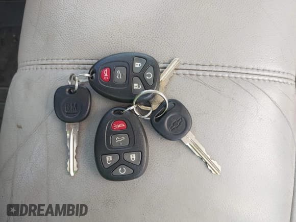 ✅ 2011 Chevrolet Suburban LT • VIN: 1GNSKJE31BR112484 • Lot: 43071981. Listed on IAAI with 235,471 mi. Free auction sales archive from the USA and detailed vehicle history report at DreamBid. Image 11.