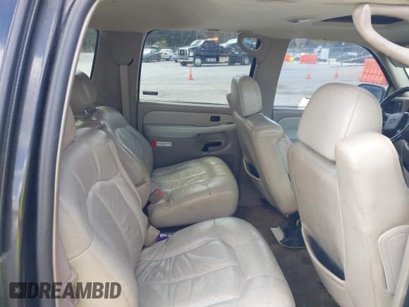 ✅ 2001 Chevrolet Suburban LS • VIN: 1GNEC16T91J316830 • Лот: 41832158. Опубликован ранее на IAAI с пробегом 143 332 миль. Бесплатный доступ к архиву аукционных продаж из США и подробный отчёт об истории автомобиля на DreamBid. Изображение 8.