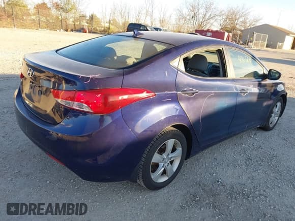 ✅ 2013 Hyundai Elantra GLS • VIN: 5NPDH4AE0DH399562 • Lot: 43636967. Listed on IAAI with 95,924 mi. Free auction sales archive from the USA and detailed vehicle history report at DreamBid. Image 4.