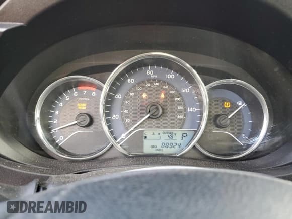 ✅ 2015 Toyota Corolla LE • VIN: 2T1BURHE2FC438552 • Лот: 92681465. Опубликован ранее на Copart с пробегом 88 924 миль. Бесплатный доступ к архиву аукционных продаж из США и подробный отчёт об истории автомобиля на DreamBid. Изображение 9.