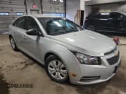 ✅ 2012 Chevrolet Cruze LS • VIN: 1G1PC5SH3C7247894 • Lot: 68961345. Listed on Copart with 47,142 mi. Free auction sales archive from the USA and detailed vehicle history report at DreamBid. Image 4.