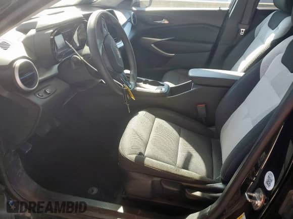 2024 Chevrolet Trax LS с VIN KL77LFE26RC212333, выставлен на аукционе Copart как лот 81434965 с пробегом 21 022 миль миль и Списание • Salvage title. История ставок и продаж доступна на DreamBid. Изображение 7.