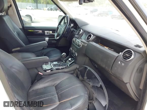 ✅ 2011 Land Rover LR4 HSE • VIN: SALAG2D4XBA570750 • Лот: 43069427. Опубликован ранее на IAAI с пробегом 164 077 миль. Бесплатный доступ к архиву аукционных продаж из США и подробный отчёт об истории автомобиля на DreamBid. Изображение 5.