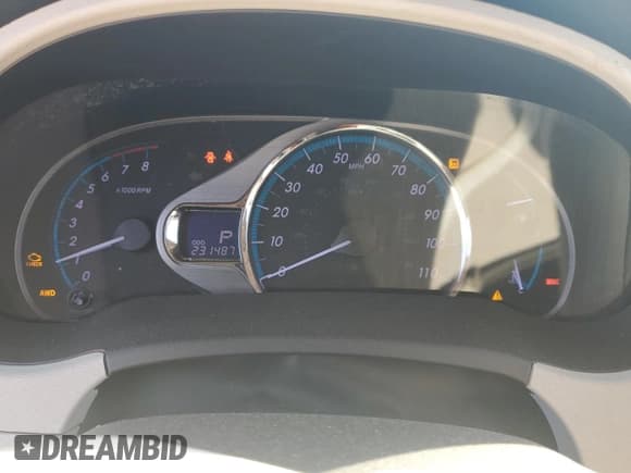 ✅ 2011 Toyota Sienna XLE • VIN: 5TDDK3DC5BS007656 • Lot: 93245175. Listed on Copart with 231,487 mi. Free auction sales archive from the USA and detailed vehicle history report at DreamBid. Image 9.