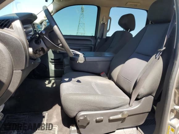✅ 2013 Chevrolet Silverado 1500 LT • VIN: 3GCPCSE02DG312901 • Lot: 71851654. Listed on Copart with 83,315 mi. Free auction sales archive from the USA and detailed vehicle history report at DreamBid. Image 7.