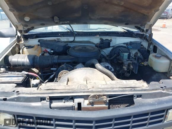 ✅ 1992 Chevrolet Silverado 1500 • VIN: 2GCEK19K1N1174682 • Лот: 42358338. Опубликован ранее на IAAI с пробегом 235 801 миль. Бесплатный доступ к архиву аукционных продаж из США и подробный отчёт об истории автомобиля на DreamBid. Изображение 10.