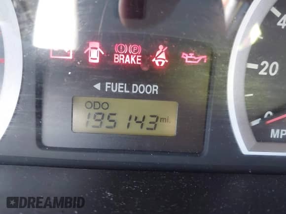 ✅ 2006 Hyundai Santa Fe GLS • VIN: KM8SC13D96U071585 • Лот: 42005602. Размещён на IAAI с пробегом 195 143 миль миль. Получите бесплатный доступ к архиву аукционных продаж из США и посмотрите подробный отчёт об истории автомобиля на DreamBid. Изображение 14.