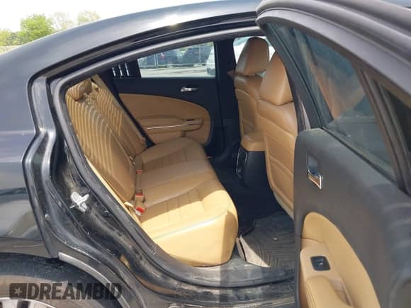 2012 Dodge Charger SXT Plus z VIN 2C3CDXJG0CH306139, wystawiony jako IAAI lot #42423729 z przebiegiem 222 434 mil mil oraz . Historia ofert i sprzedaży dostępna na DreamBid. Obrazek 8.