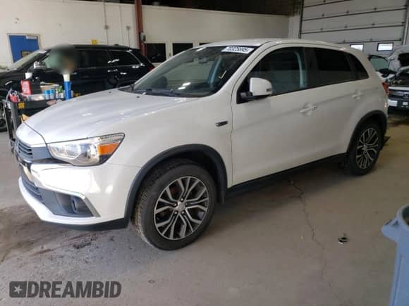 2017 Mitsubishi Outlander SE with VIN JA4AR3AW6HZ026912, listed as a Copart auction lot 70325695 with 120,751 mi miles and Salvage title. Bid and sale history available at DreamBid. Image 1.