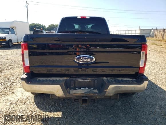 ✅ 2019 Ford F-350 XL • VIN: 1FT8W3DT4KEC95729 • Lot: 80889015. Wystawiony na Copart z przebiegiem 186 304 mil. Bezpłatny archiwum sprzedaży aukcyjnych z USA i szczegółowy raport historii pojazdu na DreamBid. Zdjęcie 6.